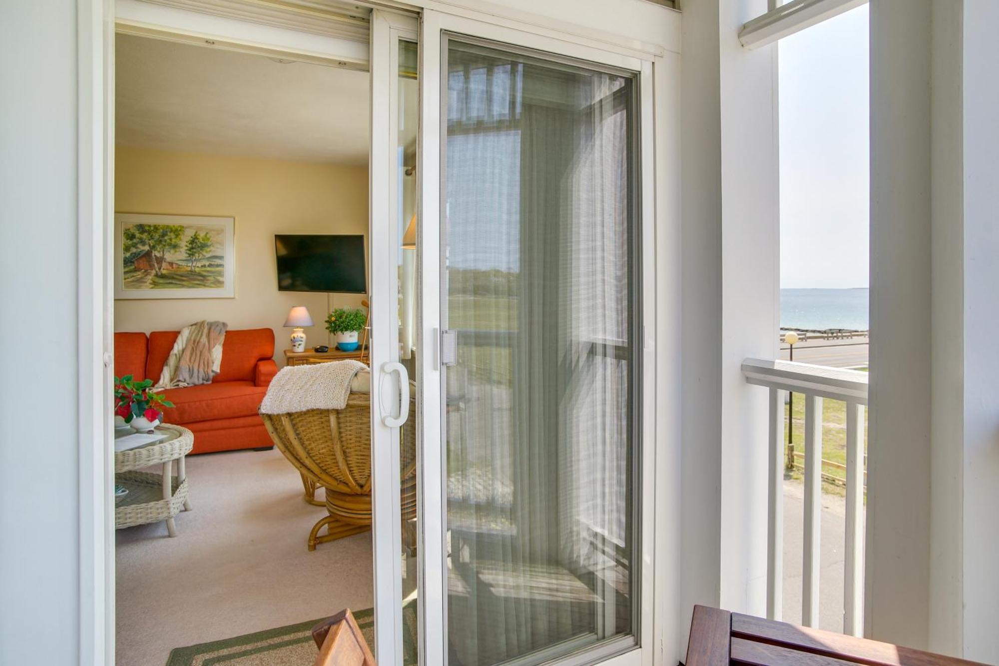 Breezy Oak Bluffs Condo - Steps To Inkwell Beach! Exterior foto