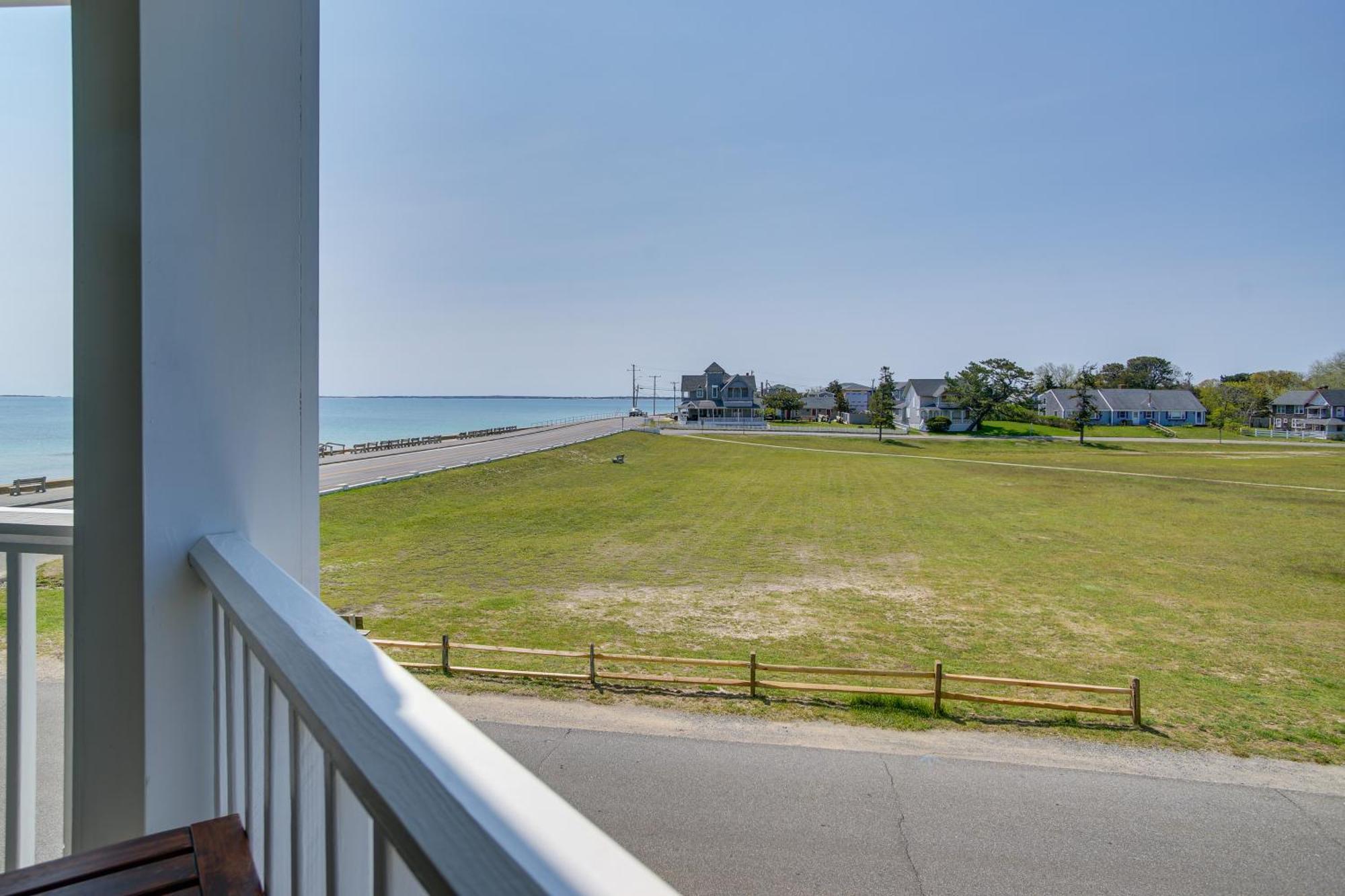 Breezy Oak Bluffs Condo - Steps To Inkwell Beach! Exterior foto