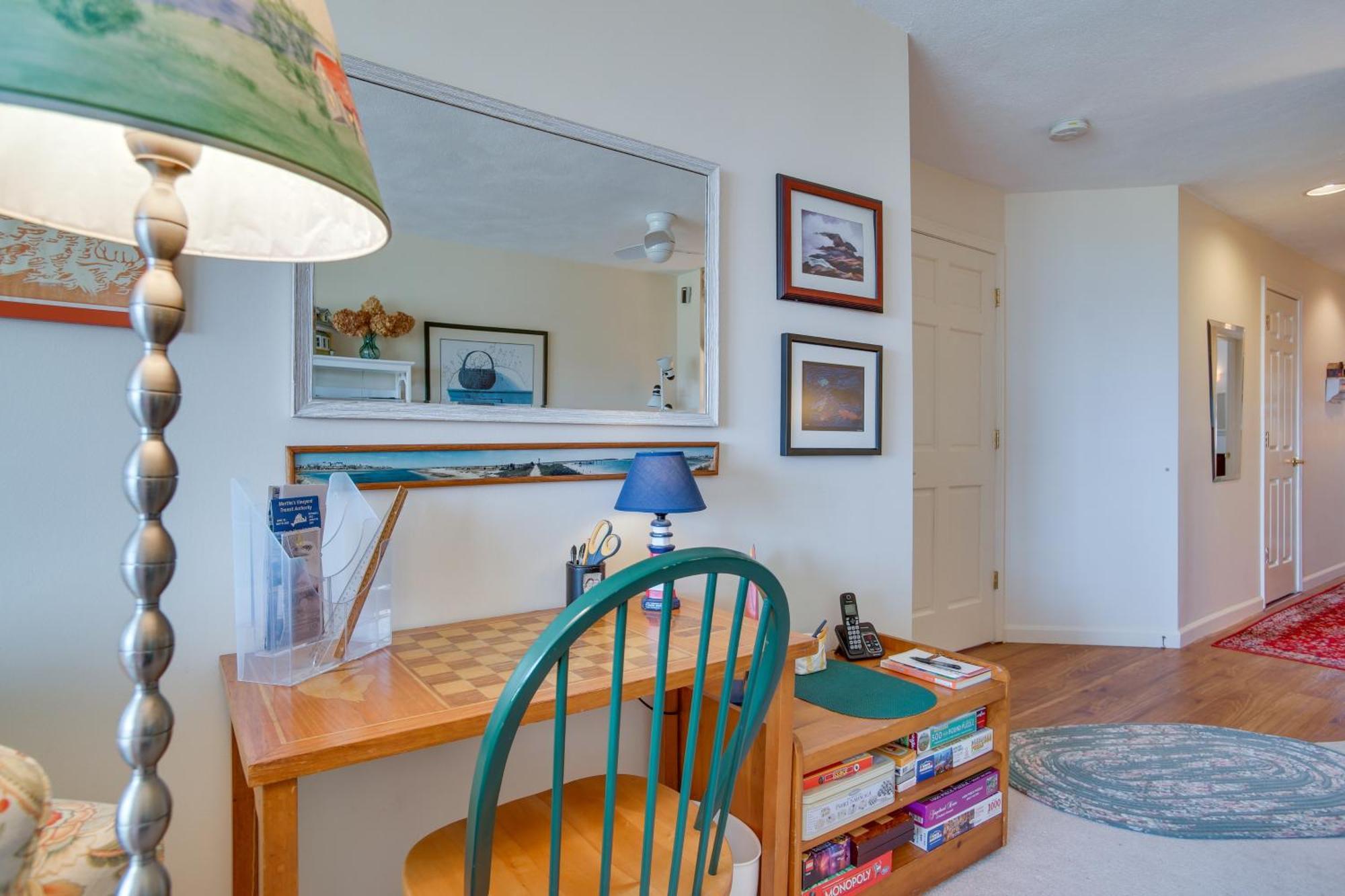 Breezy Oak Bluffs Condo - Steps To Inkwell Beach! Exterior foto